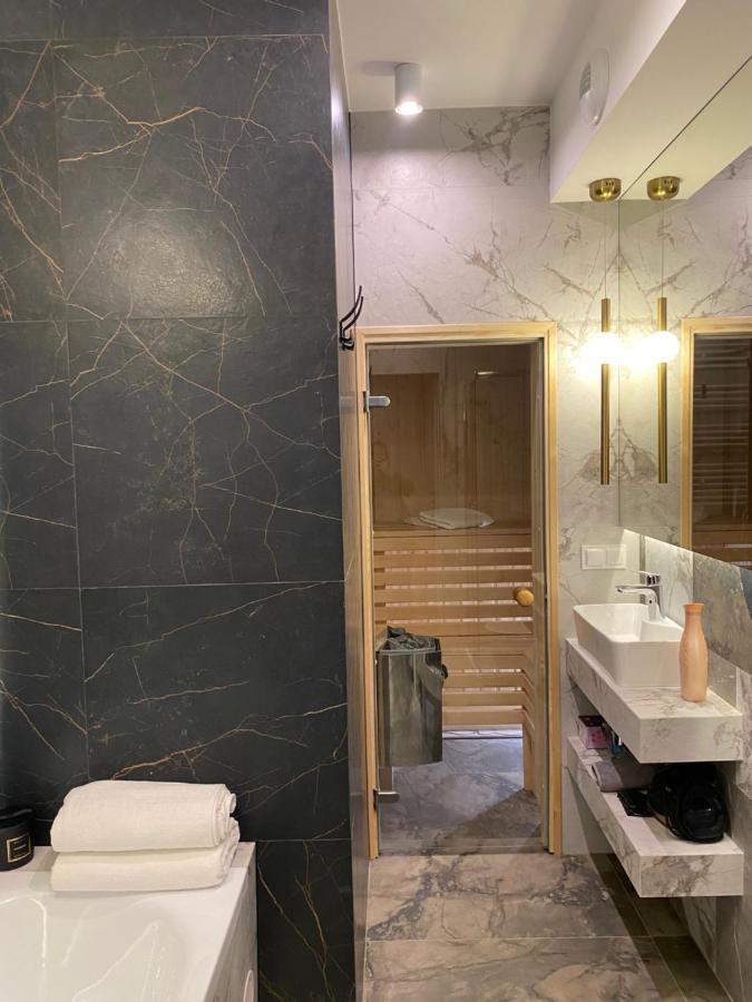 Family & Business Sauna Teznia Apartments No16 Lesny Nad Zalewem Cedzyna -1 Bedroom With Private Sauna, Bath With Hydromassage , Terrace, Parking, Catering Options كيلتشي المظهر الخارجي الصورة