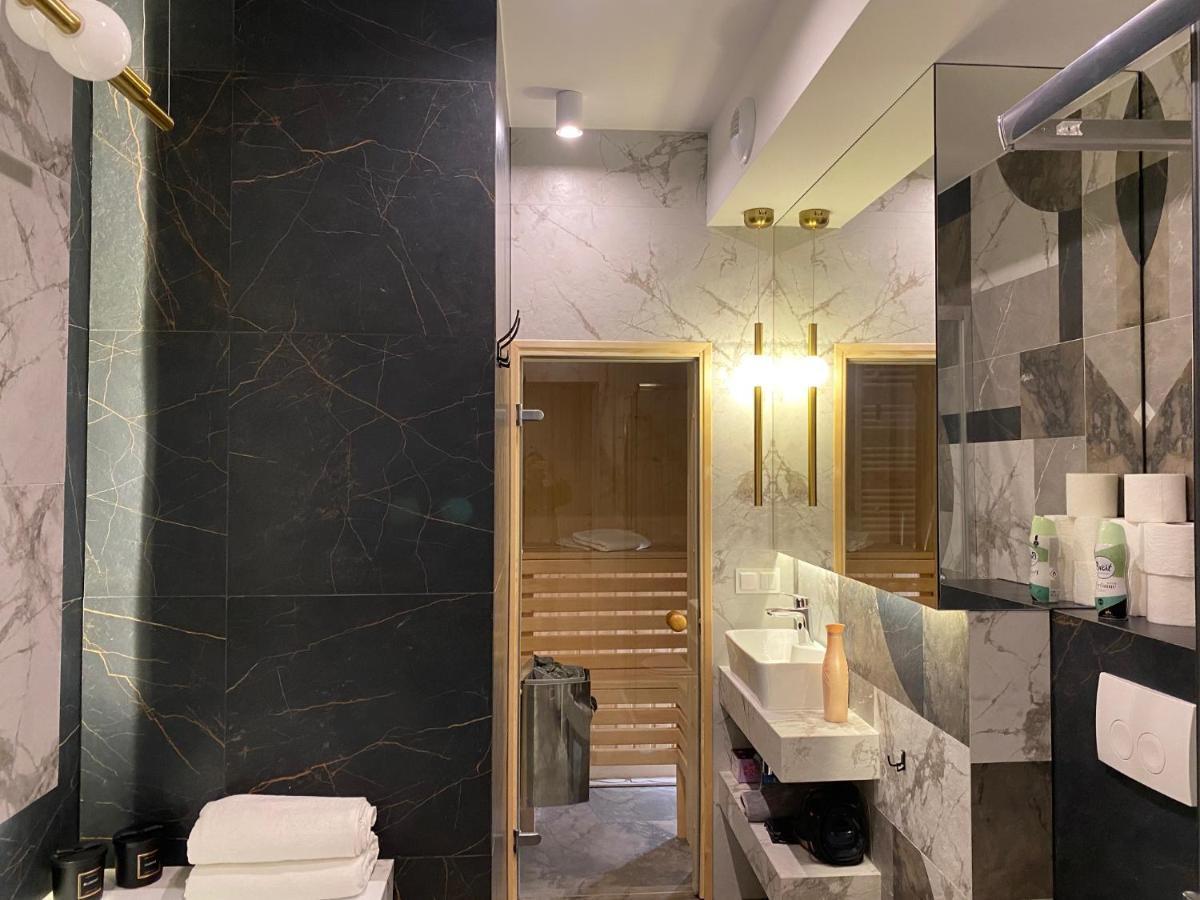 Family & Business Sauna Teznia Apartments No16 Lesny Nad Zalewem Cedzyna -1 Bedroom With Private Sauna, Bath With Hydromassage , Terrace, Parking, Catering Options كيلتشي المظهر الخارجي الصورة